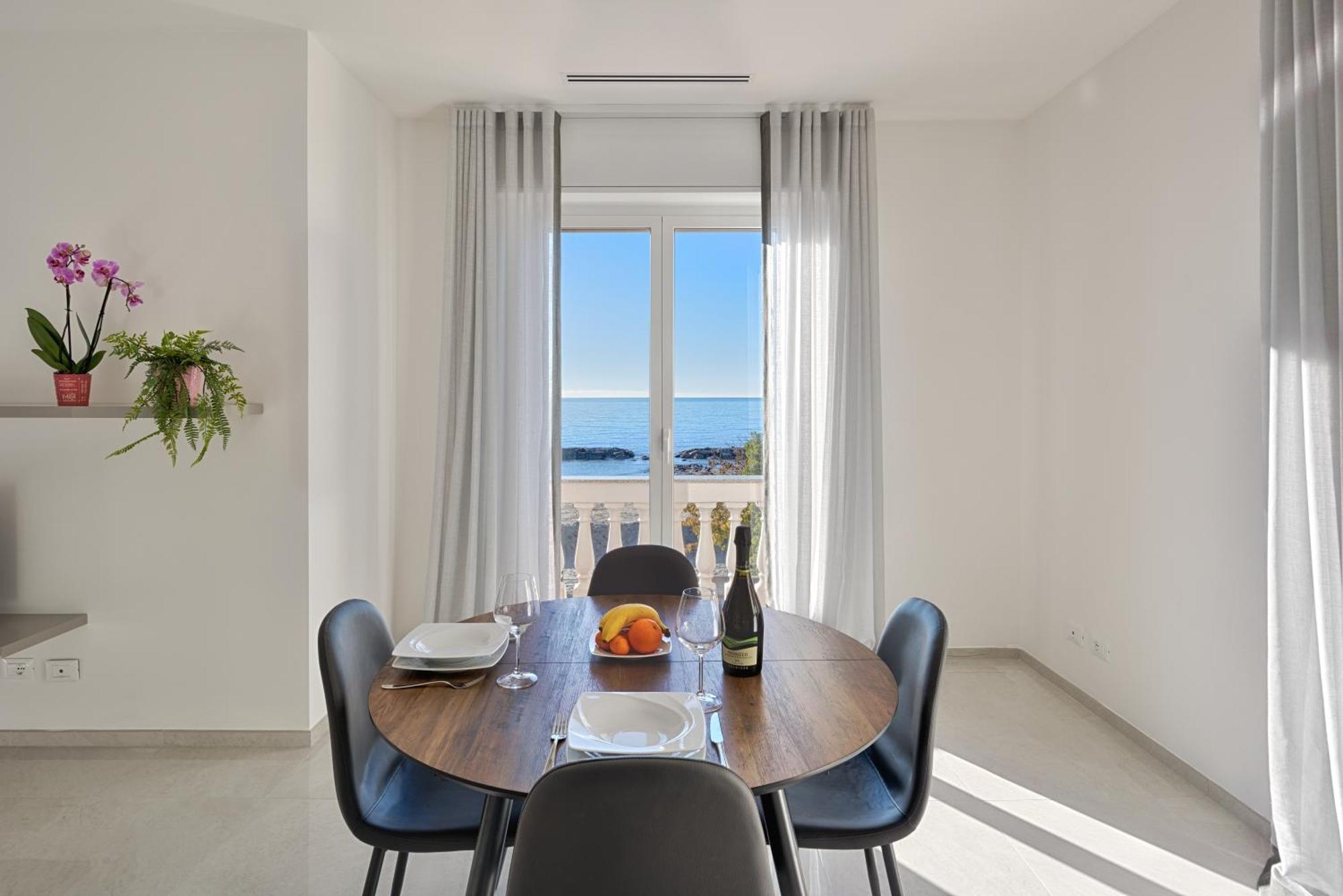 Apartamento Cicolombo Santo Stefano al Mare Exterior foto